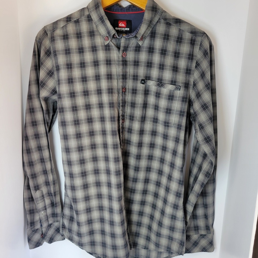 Quiksilver Mens Plaid Button Down Shirt Grey Black Long Sleeve Small Pocket